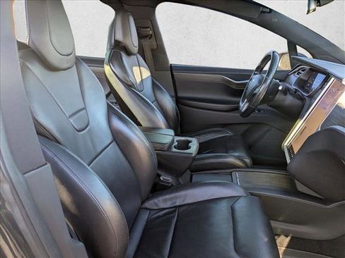 Used 2016 Tesla Model X 75D image 17