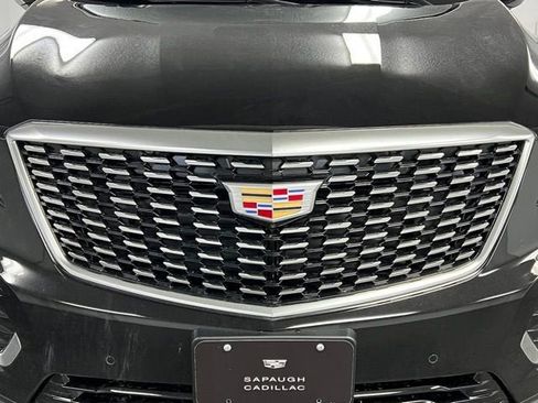 New 2026 Cadillac XT5 Premium Luxury w/ LPO, Floor Liner Package image 9