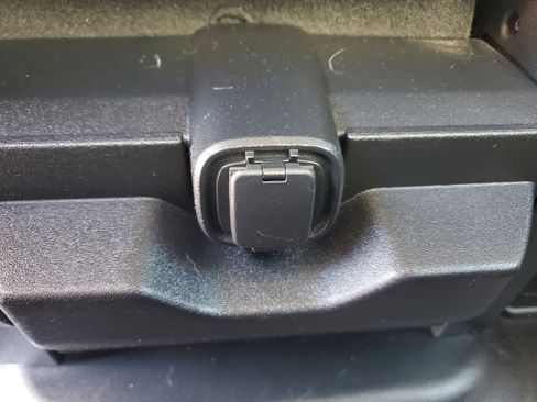 Used 2018 Ford F150 XL w/ Equipment Group 101A Mid RWD image 26