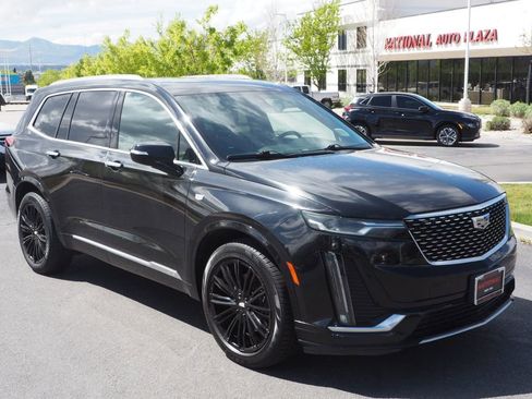 Used 2020 Cadillac XT6 Premium Luxury FWD image 9