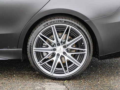 New 2026 Mercedes-Benz C 43 AMG 4MATIC Sedan image 9