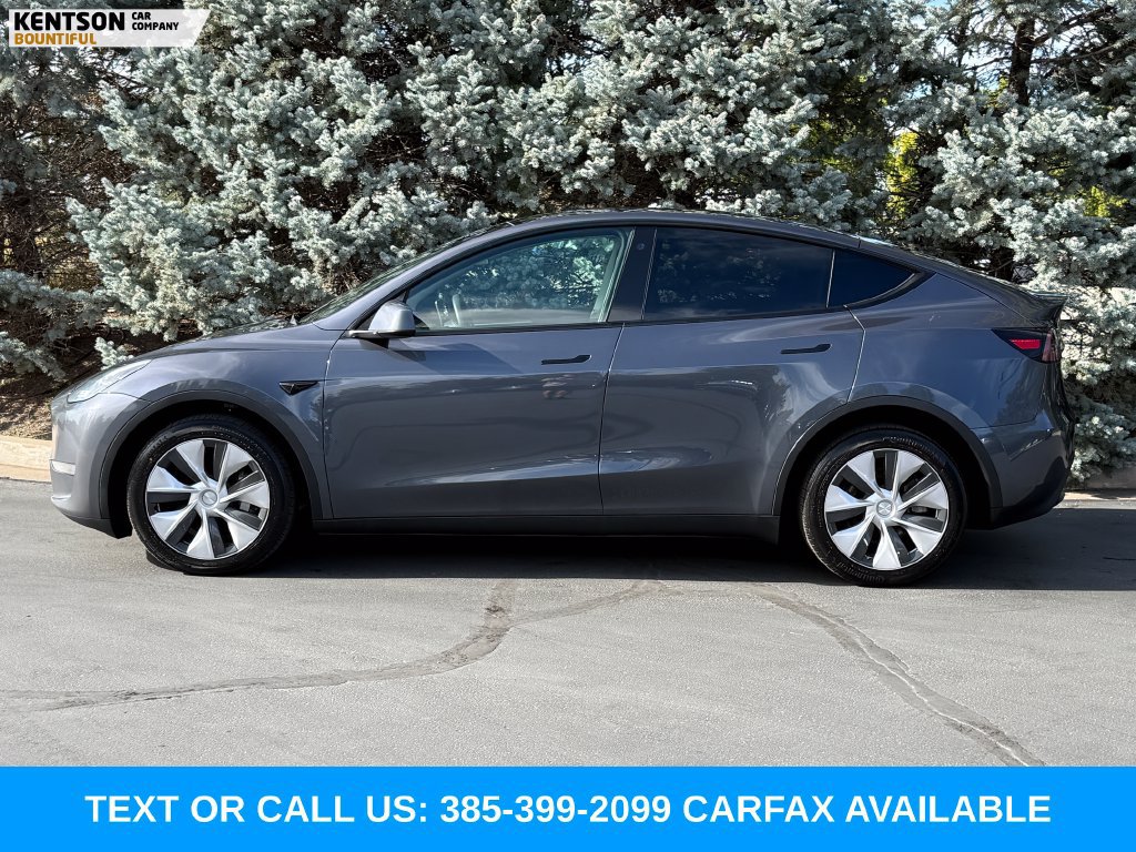 Used 2023 Tesla Model Y Long Range AWD/4WD image 3