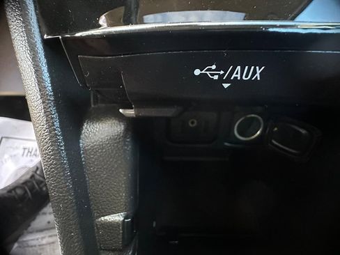 Used 2020 Buick Encore Preferred w/ Safety Package image 14