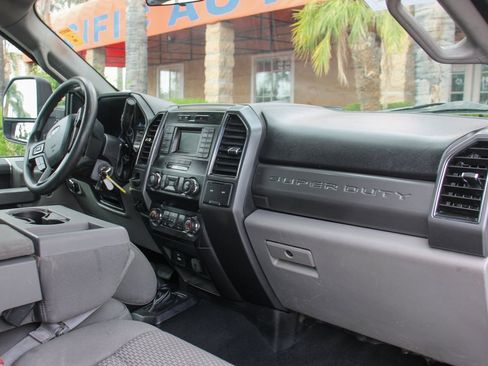 Used 2019 Ford F450 XLT image 31