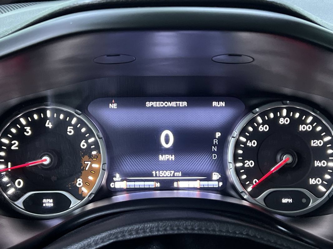 Used 2018 Jeep Renegade Trailhawk AWD/4WD image 20