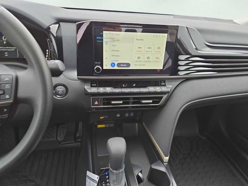 New 2026 Toyota Camry LE image 7