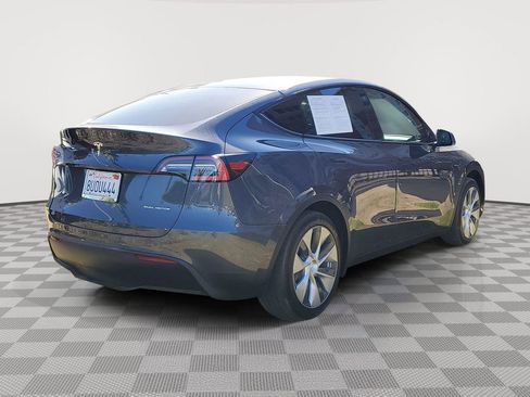 Used 2021 Tesla Model Y Long Range image 34