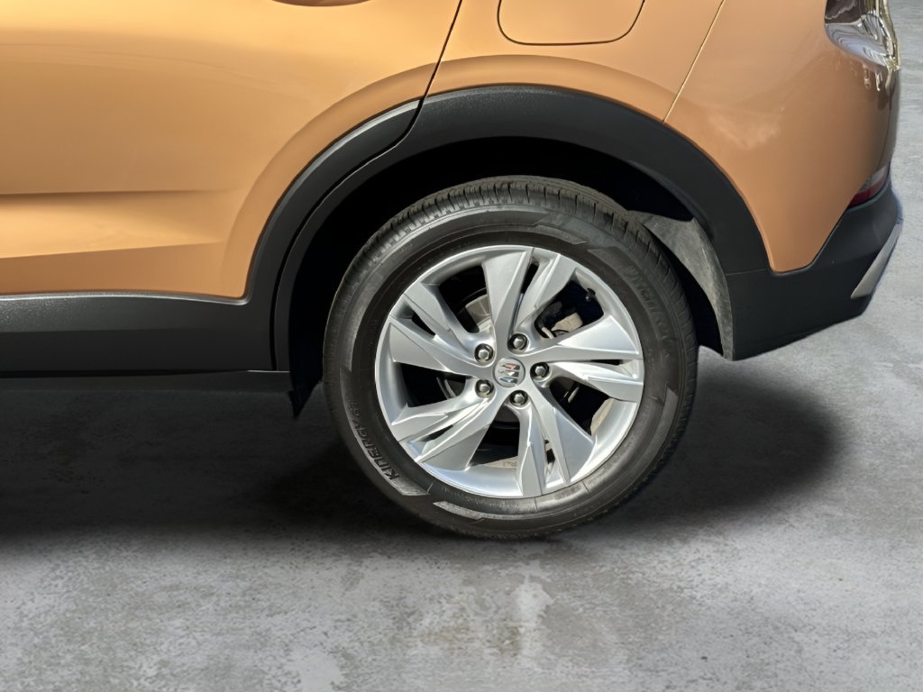 Used 2024 Buick Encore GX Preferred FWD image 32