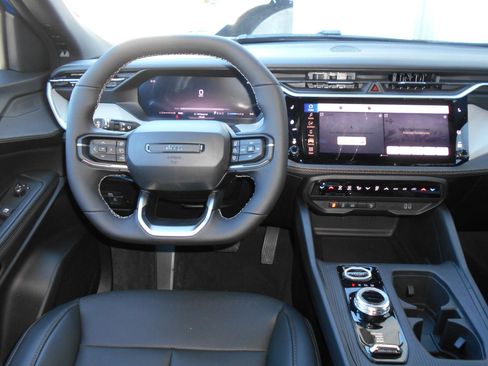 New 2026 Jeep Cherokee Limited AWD/4WD image 3