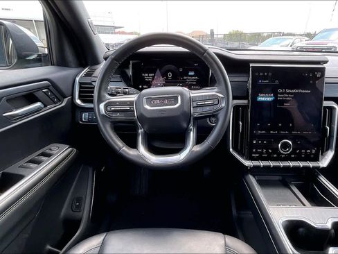 Used 2024 GMC Acadia Elevation AWD/4WD image 6
