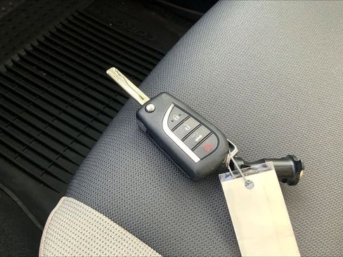 Used 2024 Toyota Corolla LE image 14