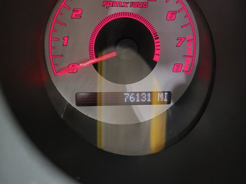 Used 2007 Pontiac Solstice Convertible w/ Premium Package RWD image 17