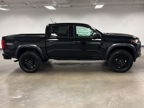 New 2026 Chevrolet Colorado Trail Boss AWD/4WD image 7