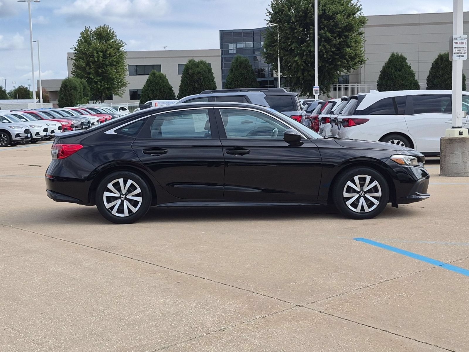 Used 2024 Honda Civic LX image 5