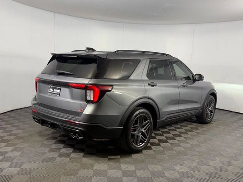 Used 2025 Ford Explorer ST w/ Sun And Sound Package AWD/4WD image 7