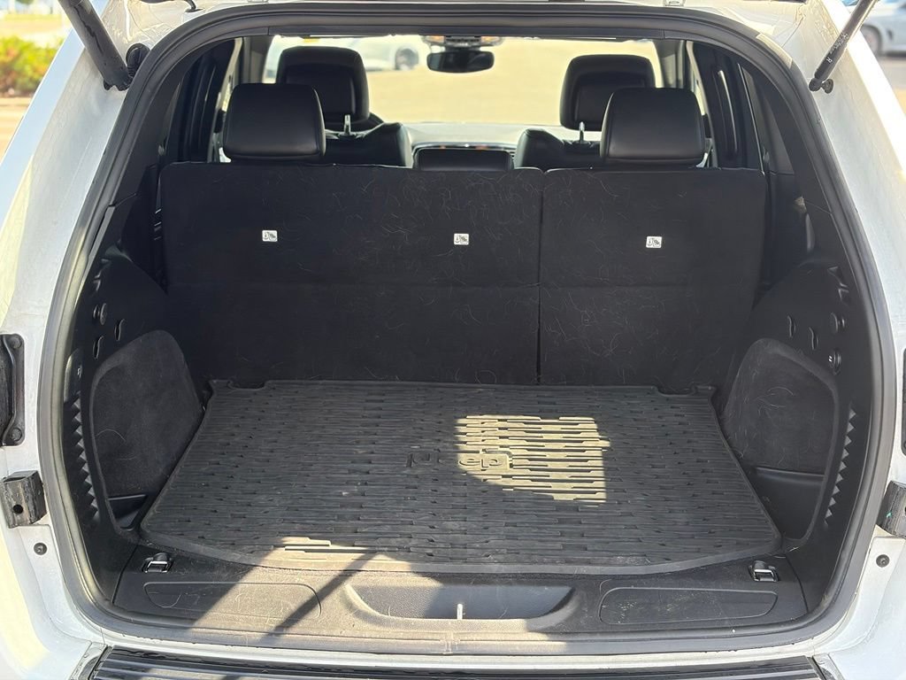 Used 2020 Jeep Grand Cherokee Limited AWD/4WD image 9