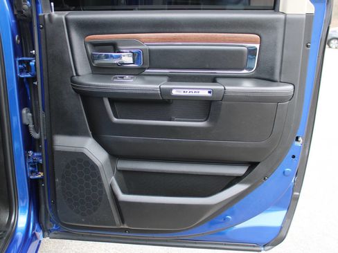 Used 2018 RAM 3500 Laramie w/ Snow Chief Group image 43