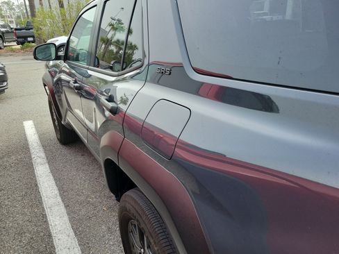 Used 2025 Toyota 4Runner SR5 image 25