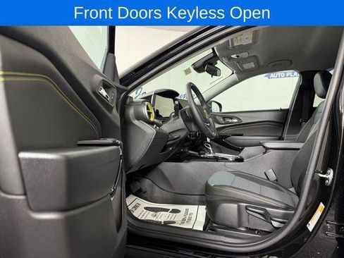 New 2026 Chevrolet Trax LT w/ Driver Confidence Package FWD image 11