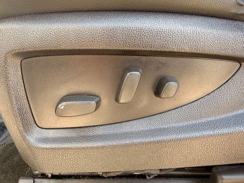 Used 2017 Chevrolet Tahoe LT image 21