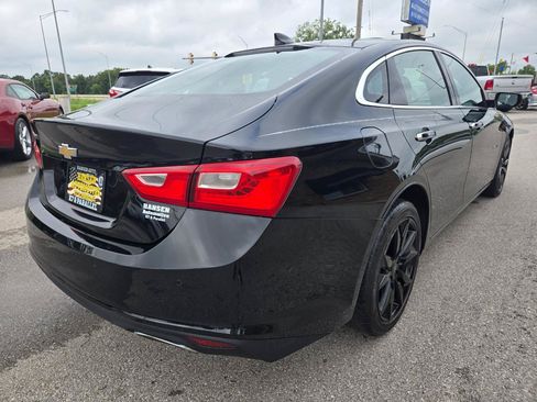 Used 2017 Chevrolet Malibu Premier w/ Premier Sun and Wheel Package FWD image 5