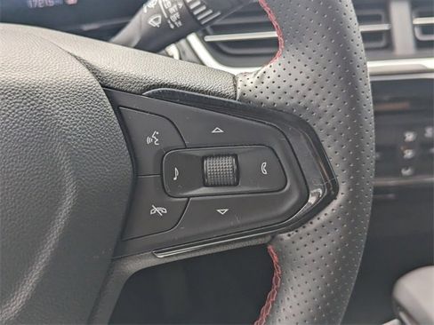 Used 2024 Chevrolet Trax RS w/ Driver Confidence Package image 26