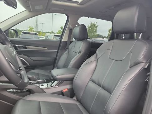 Used 2022 Kia Telluride EX w/ EX Premium Package FWD image 14