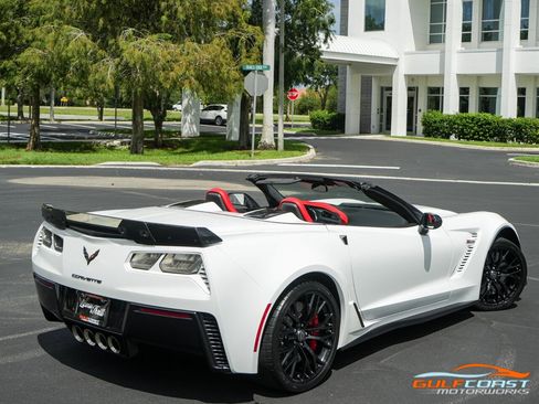 Used 2016 Chevrolet Corvette Z06 w/ 3LZ Preferred Equipment Group image 62