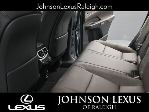 Certified 2025 Lexus RX 350 w/ Convenience Package image 12