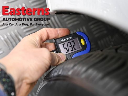 Used 2023 Tesla Model 3 Standard Range image 22