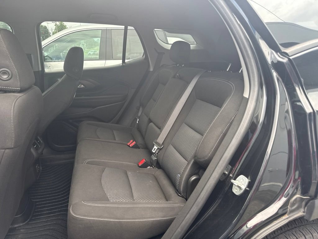 Used 2022 GMC Terrain SLE AWD/4WD image 11