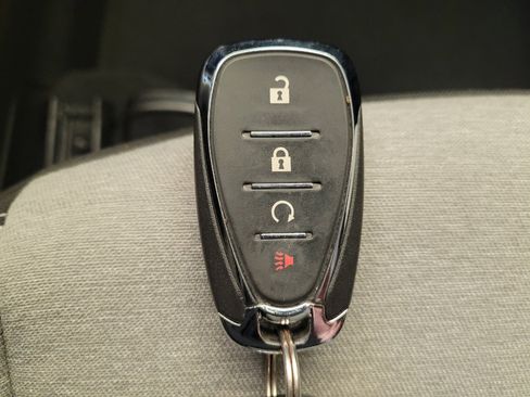 Used 2024 Chevrolet Equinox LS AWD/4WD image 32