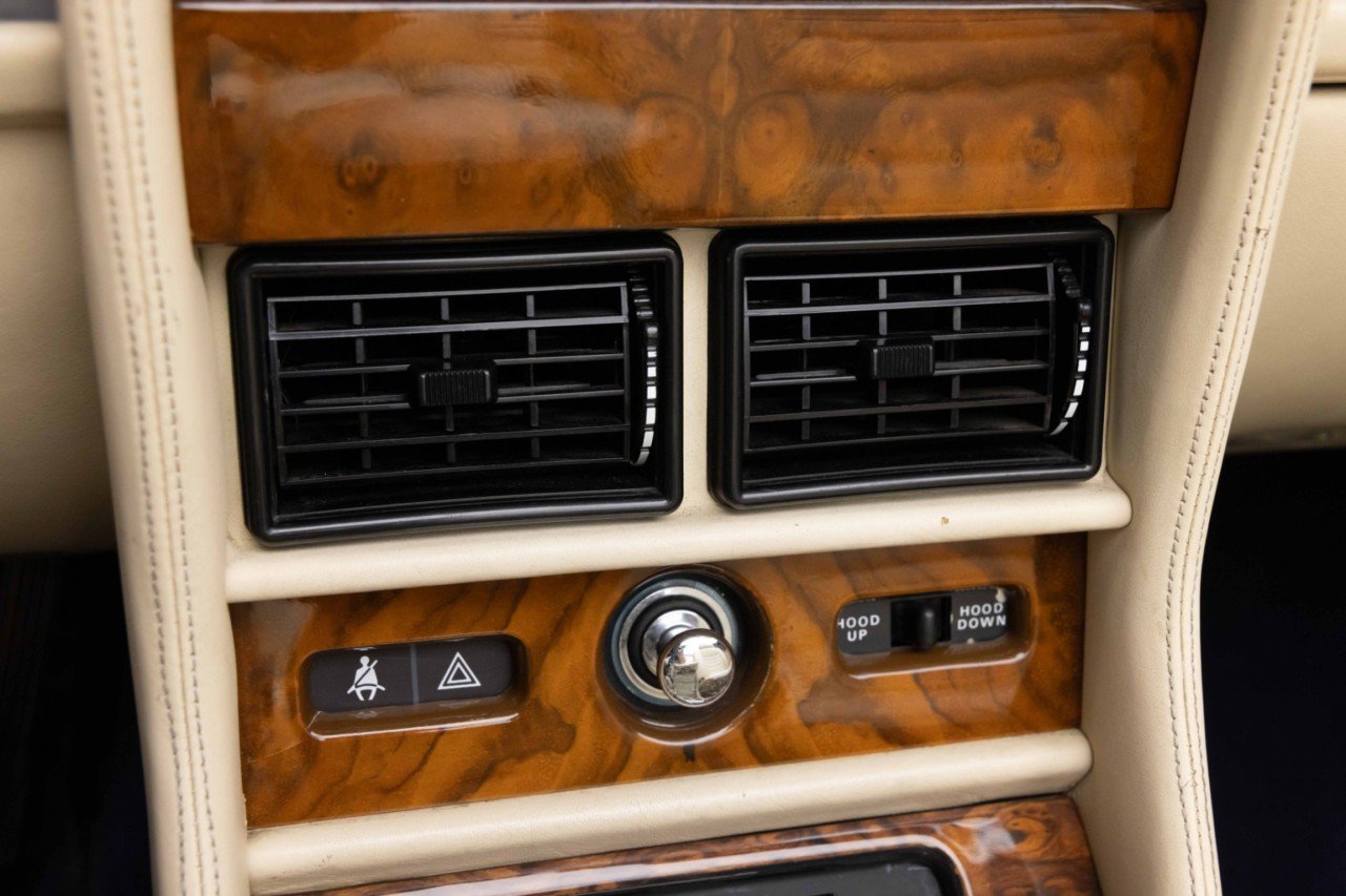 Used 1989 Rolls-Royce Corniche II RWD image 32
