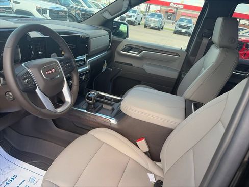 New 2026 GMC Sierra 1500 SLT w/ SLT Premium Plus Package AWD/4WD image 16