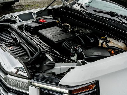 Used 2023 GMC Sierra 1500 SLE image 44