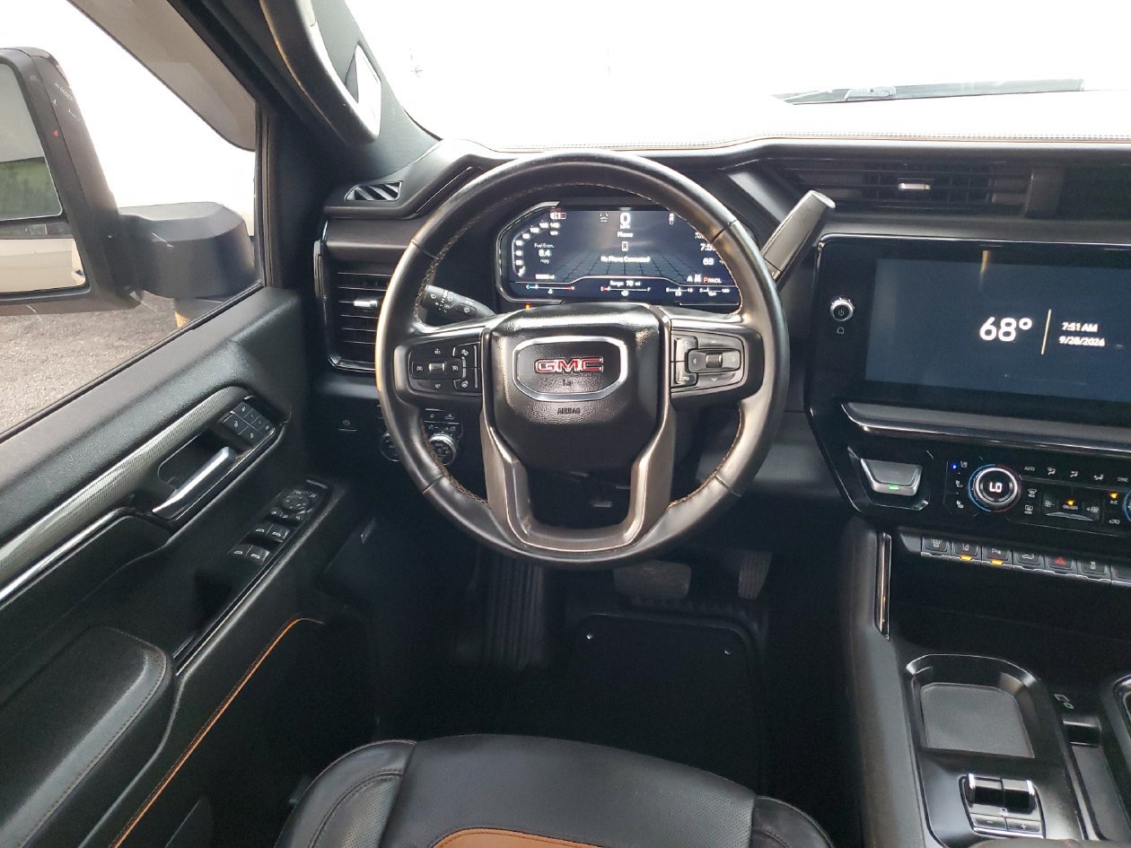 Used 2024 GMC Sierra 2500 AT4 w/ AT4 Premium Plus Package AWD/4WD image 13