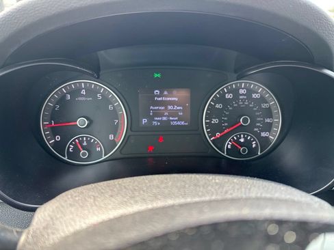 Used 2020 Kia Optima SE FWD image 8