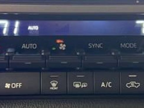Used 2025 Toyota Tundra Limited w/ TRD Off-Road Package AWD/4WD image 37