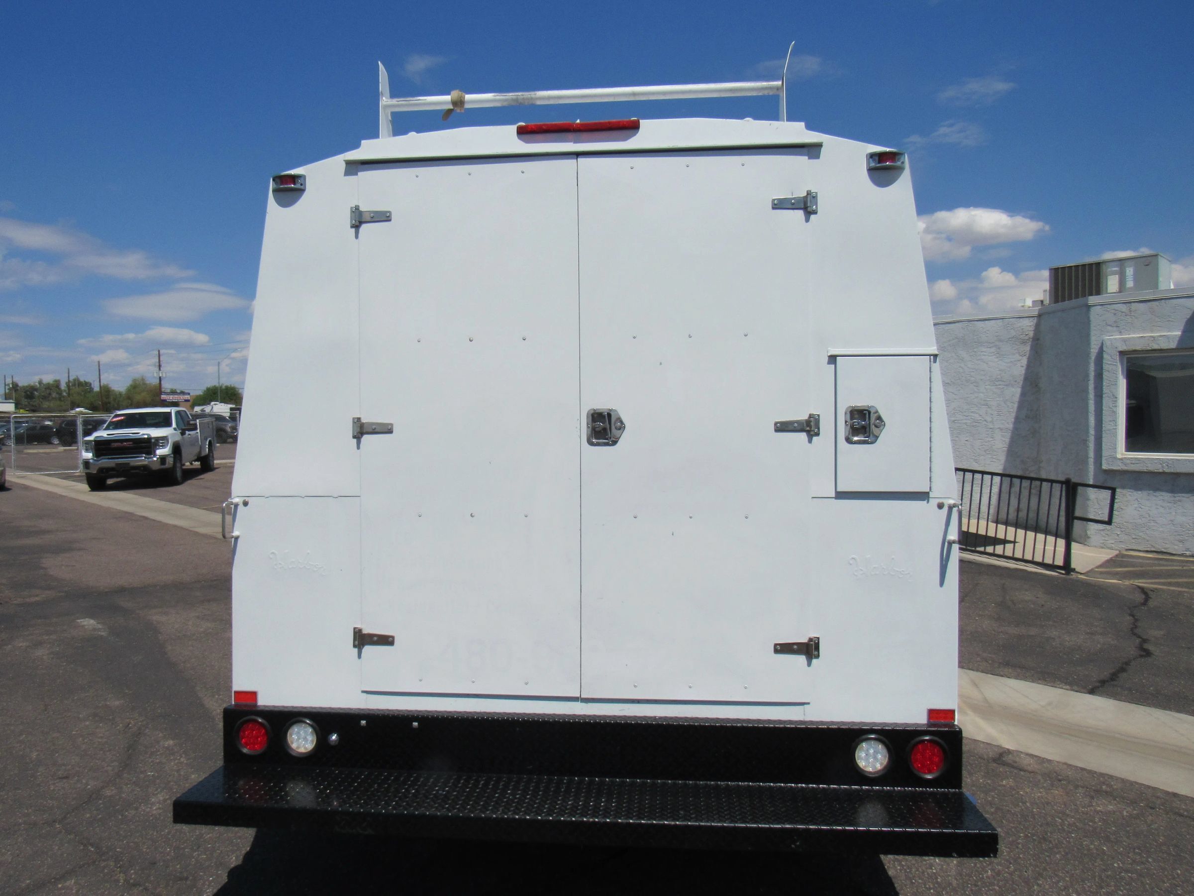 Used 2015 Ford E-350 and Econoline 350 Super Duty w/ Power Windows & Locks Group RWD image 7