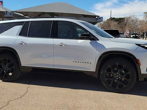 New 2026 Chevrolet Traverse RS FWD image 3