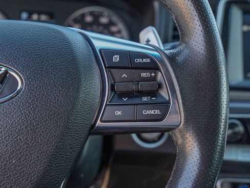 Used 2018 Hyundai Sonata Sport image 14