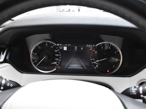 Used 2023 Land Rover Range Rover Velar R-Dynamic S image 32