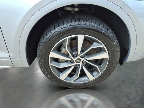 Used 2023 Audi Q5 2.0T Premium Plus w/ Premium Plus Package AWD/4WD image 10