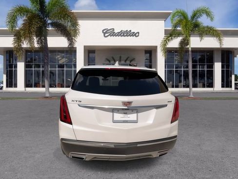 Certified 2024 Cadillac XT5 Premium Luxury w/ Technology Package FWD image 12