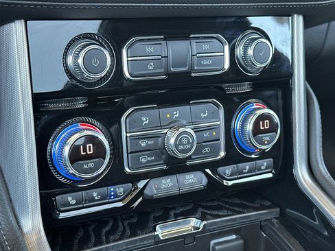 Certified 2023 GMC Yukon XL Denali w/ Max Trailering Package AWD/4WD image 30