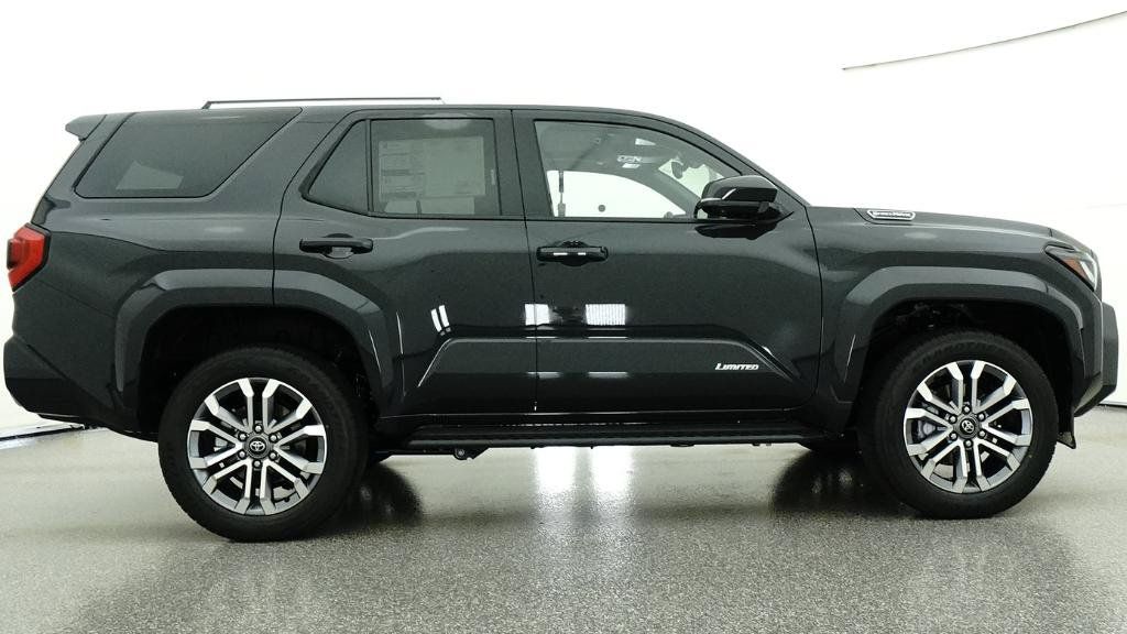 New 2026 Toyota 4Runner Limited AWD/4WD image 30