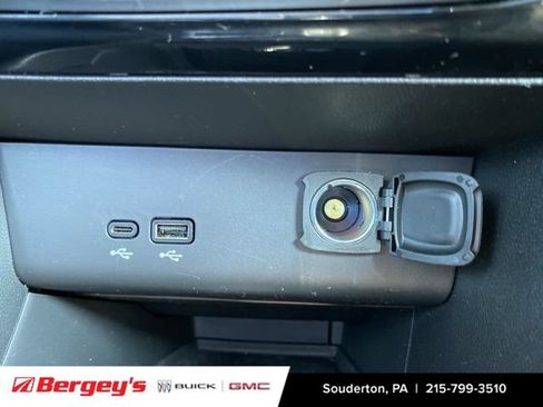 Certified 2024 Buick Encore GX Sport Touring w/ Advanced Technology Package AWD/4WD image 39