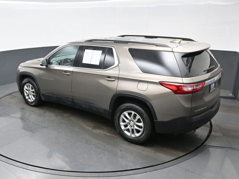 Used 2020 Chevrolet Traverse LT image 36