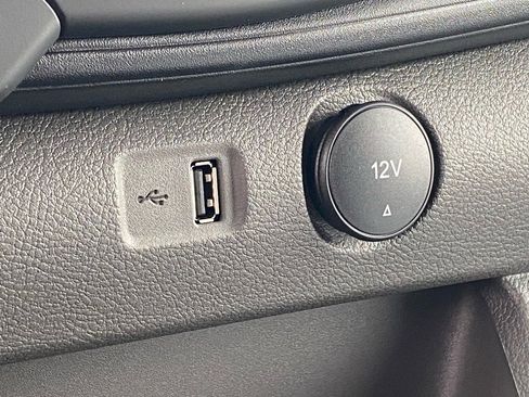 New 2026 Ford Transit 250 148 Medium Roof image 12