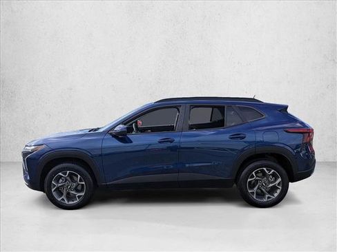 Used 2024 Chevrolet Trax LT image 9